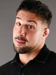 4k (uhd) телевизор schaub lorenz slt55su7500. Brendan Schaub Bio Net Worth Wife Kids Comedy Podcast 2021 World Celebs Com