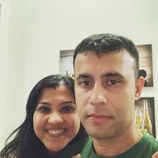 What are some cabin options with amenities in Pigeon Forge for the weekend  of February 22nd?