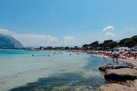 Mondello Beach How To Visit The Stunning Sea In Sicily An American In Rome Sicily Palermo Italy Italy Travel