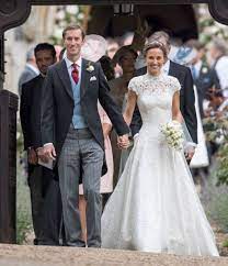 Pippa Middleton And James Matthews After Their Wedding At St Mark S Church On May 20 2017 In Englefield Eng Pippa Middleton Hochzeit Hochzeitsfeier Ideen Braut