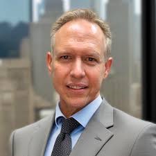 Question: does your Note emit white light when waking it up? Mine won't.  Help! It records ok. Should I be worried?