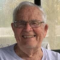 Garth Bell's Instagram, Twitter & Facebook