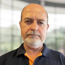 🎓 Back to school after almost 20 years—but this time as the speaker!