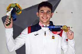 The most gines families were found in the usa in 1920. Teenager Gines Lopez Wins First Olympic Sport Climbing Gold On Famous Night