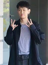 To press between opposing bodies so as to break. Crush Singer Wikipedia