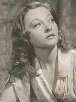 Julie Mitchum's Instagram, Twitter & Facebook