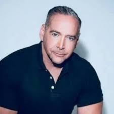 Russell Langham's Instagram, Twitter & Facebook