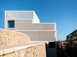 Museum Of Contemporary Art Helga De Alvear Emilio Tunon Arquitectos In 2020 Museum Of Contemporary Art Museum Architect Architecture