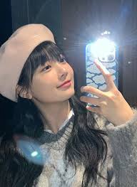 Le Seraphim Hong Eun-chae, an OOTD look that MZ would like to reference