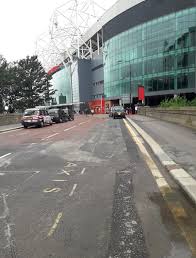 Find the perfect manchester united stadium stock photos and editorial news pictures from getty images. Woeful State Of Affairs For Taxi Drivers Outside Manchester United Stadium Messenger Newspapers