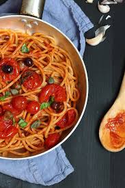 Spaghetti Integrali Con Olive E Capperi Cibo Etnico Ricette Idee Alimentari
