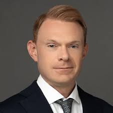 Kirkland Advises Apollo