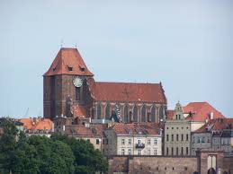 (nouns) torunianin m, torunianka f. Torun Cathedral Wikipedia