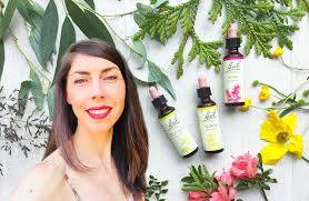 Rescue® est le mélange original de 5 fleurs de bach pour lâcher prise au quotidien. Fleurs De Bach Pendant La Grossesse Les Conseils D Une Medecin Naturelle Maman
