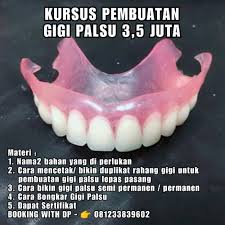 Menggunakan gigi palsu tidak hanya dilakukan oleh orang tua saja namun juga banyak anak muda yang juga menggunakannya.… Jual Kursus Gigi Palsu Kota Surabaya Kim Kim Surabaya Tokopedia
