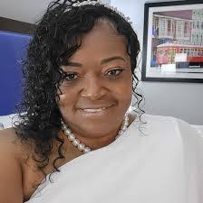 Charletta Lee's Instagram, Twitter & Facebook