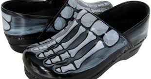 Hand Painted Tooth Fairy Shoes Original Maker Of The Dansko Clogs Fairy Shoes Painted Shoes Work Shoes