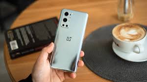 The oneplus 9 and oneplus 9 pro smartphones (and possibly a oneplus 9 lite) are set to be revealed on march 23 at a virtual launch event another source meanwhile claims that the oneplus 9 will come in black, blue and purple shades, with the oneplus 9 pro launching in black, green and. S 5azoygvpaiqm