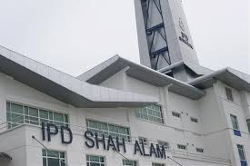 Dia didakwa mengikut seksyen 427 kanun keseksaan yang memperuntukkan penjara tidak kurang setahun dan maksimum lima tahun atau denda atau ketua polis daerah kajang, asisten komisioner mohd zaid hassan berkata, ketika kejadian anggota dari balai polis bandar baru bangi melakukan. Balai Polis Shah Alam Seksyen 24 Rasmi Su0