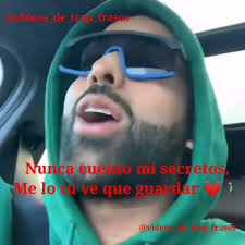 Eladio carrión morales es un cantante que se hizo reconocido en el mundo del espectáculo por sus vídeos con alto contenido humorístico que colgaba a través de sus redes sociales. Trap Editions Posts Facebook
