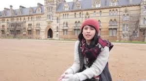 Maudy menyelesaikan studinya di jurusan philosophy, politics, and economic (ppe) dan kini bergelar. Question And Answer With Maudyayunda Part 1 Student Life At Oxford Youtube