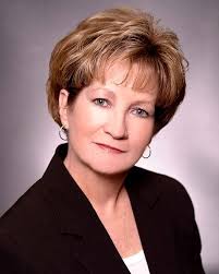 Julia Saison (Serie mit 81 Büchern) Kindle-Ausgabe