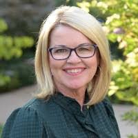 Erin Eitel's Instagram, Twitter & Facebook