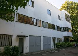 Maison La Roche Jeanneret In Paris Designed To Provide A Home For The Le Corbusier Architecture Exhibition Space