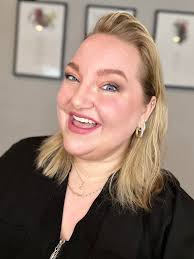 Do you wear coral shades for a warm glow?