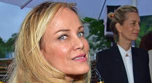 November 1964 in einem vorort von wien, tanzte 1974 bis 1978 am ballett der wiener oper, bevor sie zahnarztassistentin wurde. Sonja Kirchberger Tv Today