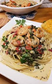 Add spaghetti and cook 2 minutes less than package directions. Garlic Butter Tuscan Shrimp In Creamy Wine Sauce Sparkles Of Yum