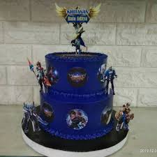 Untuk dekorasi yang terakhir, yaitu dekorasi simple merupakan dekorasi yang digunakan karena tidak mau terlalu ribet dalam menggelar acara syukuran. Bolu Khitan Birthday Cake Kue Ulang Tahun Murah Mobile Legend Edible Cake Shopee Indonesia