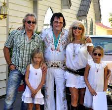 Namen des vaters, mutter, kinder, gebrüder & geschwister: Tv Doku Soap Die Geissens Sind Der Schrecken Aller Millionare Welt