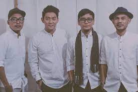 Namun ternyata, salah satu dari istri personel band seventeen, juliana moechtar tidak diundang. Hari Ini 2 Tahun Lalu Tiga Personel Seventeen Hingga Aa Jimmy Tewas Diterjang Tsunami Banten Halaman All Kompas Com