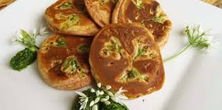 Blinis Maison Aux Boutons D Ail Des Ours Et Au Curry Ail Des Ours Recette Blinis Maison Recette Blinis