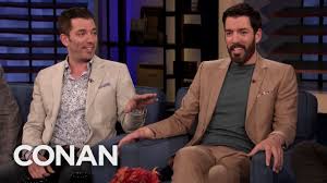 Drew scott is a canadian actor, television host, producer and real estate investor who has a net worth of $100 million. Drew Scott Net Worth Wealthy Genius