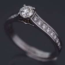 Ce solitaire est un classique depuis 1895. Ø·Ø±Ø­ Ø®Ø·Ø© Ø§ÙÙØ¨ÙØ¹Ø§Øª ÙÙØ§Ø·Ø¹Ø© Bague De Fiancaille Cartier 1895 Windmillapartmentscuracao Com