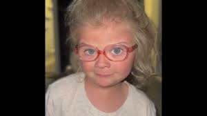 Crapper Hattie and the orb weaver spider