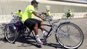 Beach cruiser bikes beach cruisers lowrider bike chopper bike motorcycle style wheel cover bike design custom bikes cool bikes. Meet The Godfather Of Lowrider Bikes At Manny S Bike Shop In Compton Abc7 San Francisco