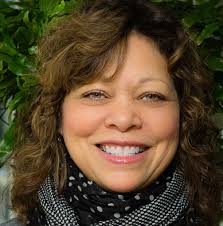 Denise Landis's Instagram, Twitter & Facebook