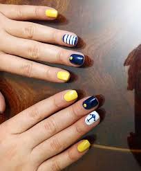 For example, white polka dots work like a charm on a sky blue or pink or even black. Disenadora Grafica Cr7 Lover On Instagram Las Mas Lindas Solo Con Mi Primita Brend4glez Las Amooo Nails Nautical Nails Yellow Nails Yellow Nails Design