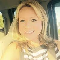 Beth Bunn's Instagram, Twitter & Facebook