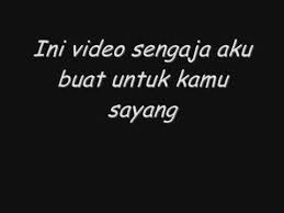 Semua perjuangan dan pengorbanan yang telah dilakukan hanya di pandang sebelah mata, dan tak ada. Kata Mutiara Pengorbanan Yang Tak Dihargai Cikimm Com