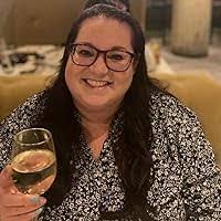 Iris Blair's Instagram, Twitter & Facebook