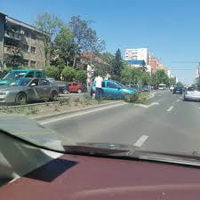 Traffic collisions often result in injury, disability, death, and property damage as well as financial costs to both society and the individuals involved. Video Accident Pe Bulevardul Take Ionescu Imagini Surprinse De Un È™ofer Tion