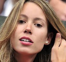 Diana Federer gets a call from Maria Isabel, Nadal's sister to solve a  common problem: Finding a husband without an inferiority complex.