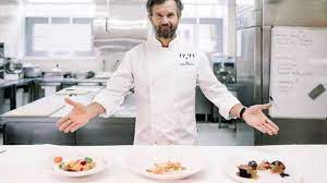 Carlo e camilla in duomo è uno dei ristoranti più famosi ed importanti d'italia. Cracco Quanto Costa Capodanno Nel Suo Ristorante Menu E Prezzi Da Urlo