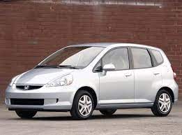 The fit went on sale in the united states and canada in april of 2006 as a 2007 model year vehicle. 2007 Honda Fit Values Cars For Sale Kelley Blue Book