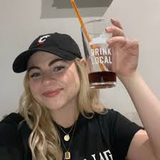 Julie Varga (@JubilantJuba)