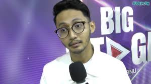 And you what would you do for love with sufian elfira loy sarah hildebrand and nabil mahir. Elfira Loy Bertunang Dengan Anak Datuk Ini Reaksi Sufian Suhaimi Youtube